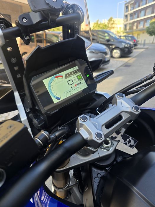 Suzuki v-storm 1050 DE