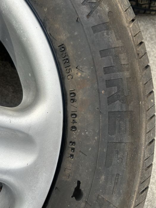 Jantes Land Rover R15 com Pneus 195/15C