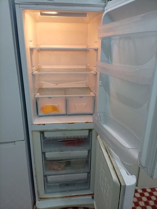 Frigorífico  usado mas em perfeitoas condições