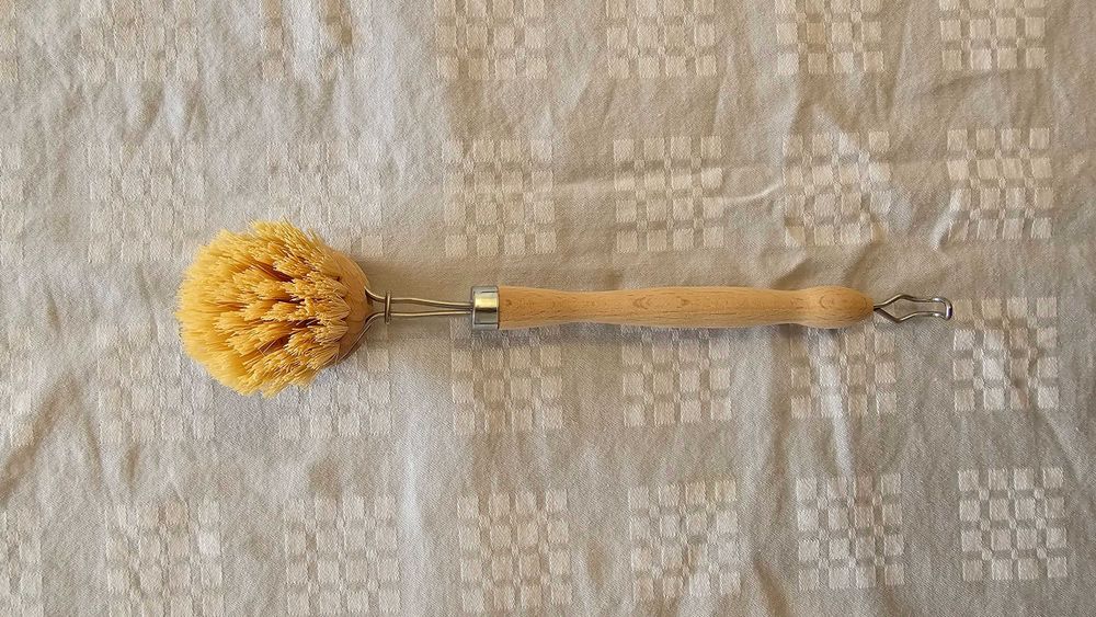 Escova ecológica em madeira para loiça