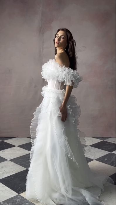 Весільне Jamevu плаття тренд сезону