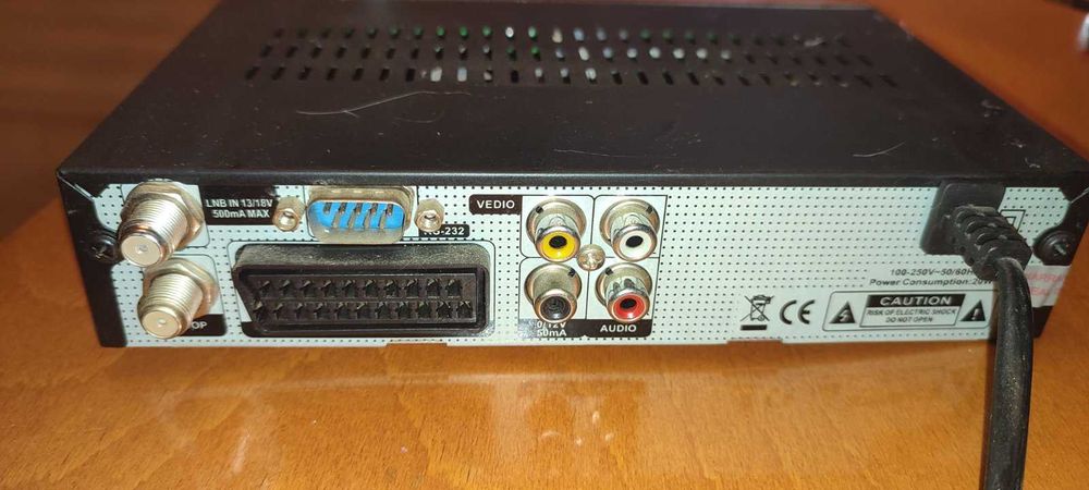 супутниковий ресивер Q sat ST-8