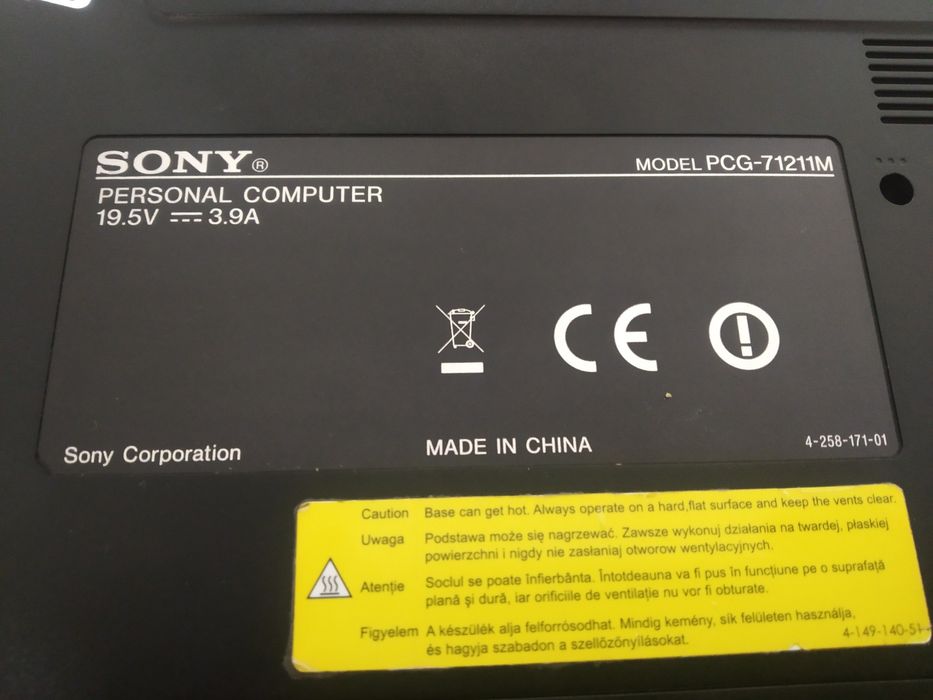 Laptop Sony Vaio PCG71211M