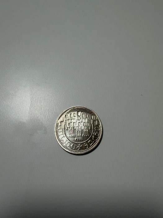 Moedas prata 500,750 e 1000$ de 1983