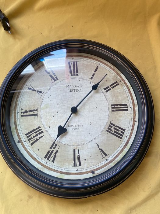 Zegar Maxim’s Listro