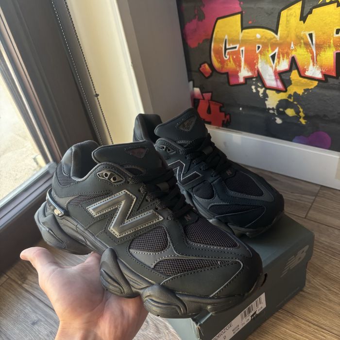 New Balance 9060 Black r.42.5 nowe sneakersy