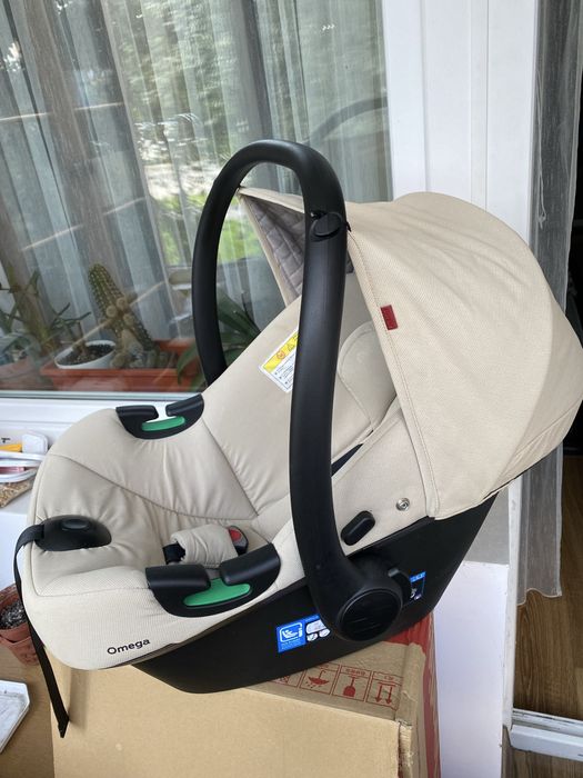 Автолюлька, автокрісло  Carello omega +