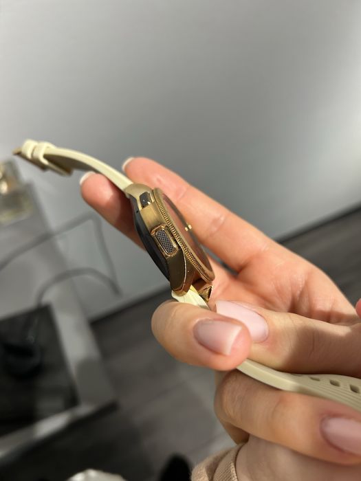 Смартгодинник Samsung Galaxy Watch 42mm  Rose Gold