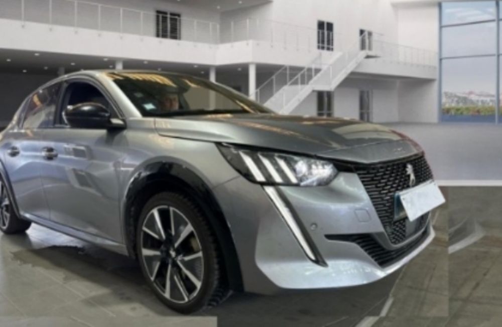 PEUGEOT E-208 - Eletrico - GT Line