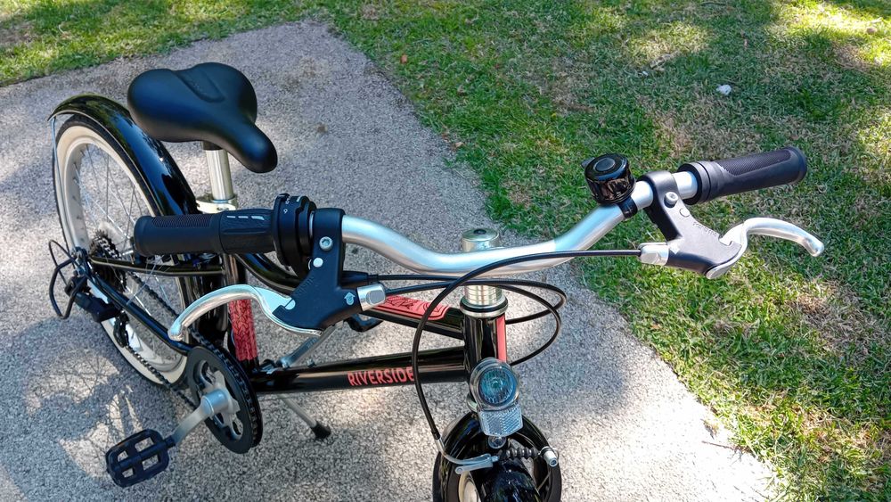 Bicicleta criança (+capacete) Trekking RIVERDIDE 20polg. BTWIN