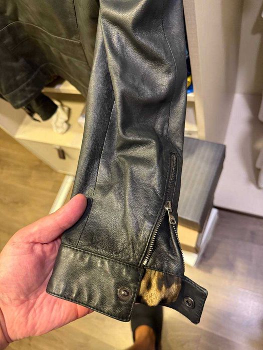 Чорна шкіряна куртка DOLCE & GABBANA