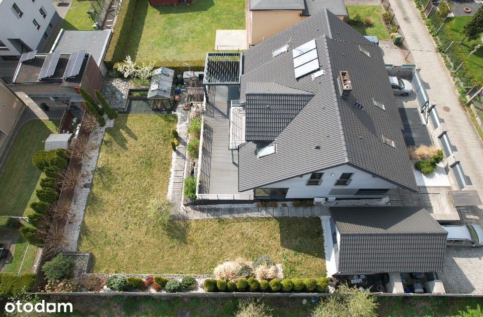 Przestronny dom z ogrodem, tarasem , blisko szkoły