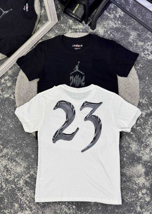 Чоловіча футболка Jordan 23 чорна біла спортивна (XS-XXL)