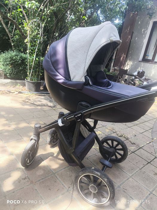 Продам детскую коляску