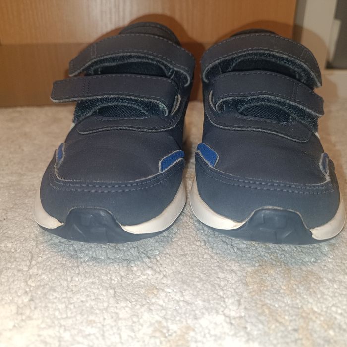 Дитячі кросівки Adidas 28 розмір