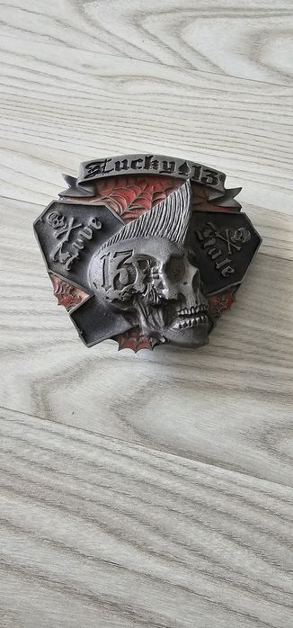 Fivela cinto Lucky 13