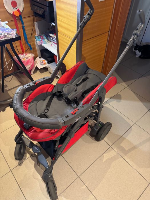 Ovo cadeira auto e Carrinho passeio Chicco + 2 bases autofix fast