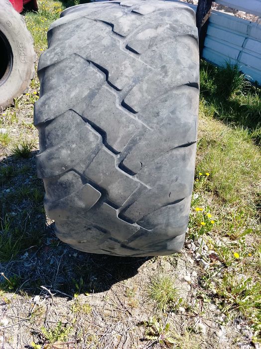 Opony BKT 650/55/26,5