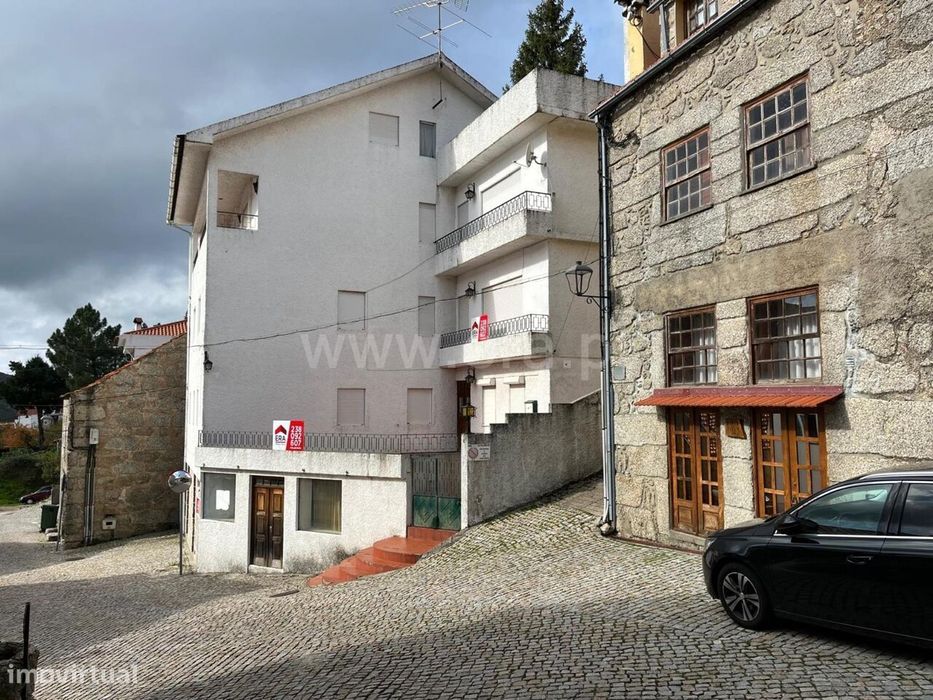 Moradia T11 / Seia, Sabugueiro