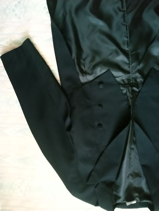 Фрак смокінг чорний новий 58 розмір