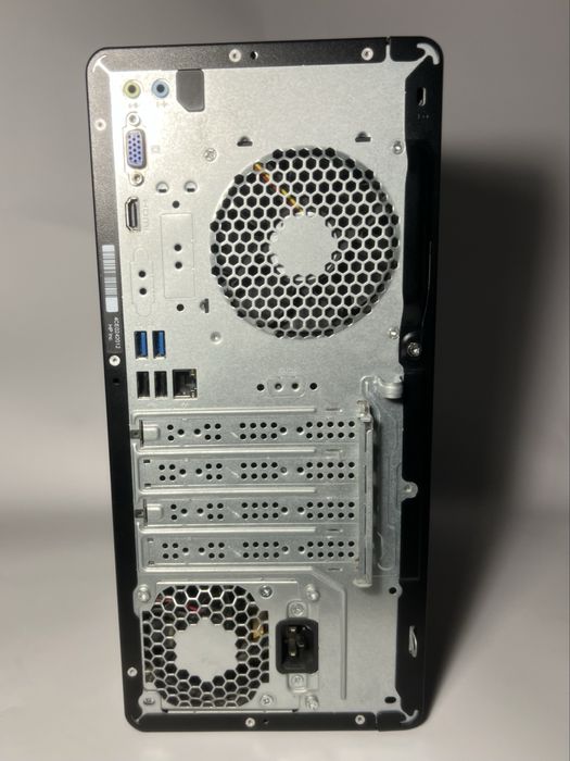 Desktop HP AMD RYZEN 3