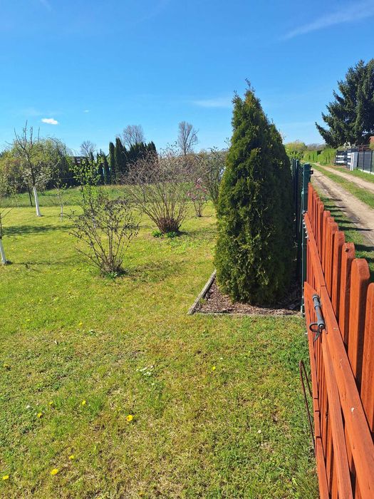 Sprzedam Działkę Rekreacyjno -Ogrodową  5 arów
