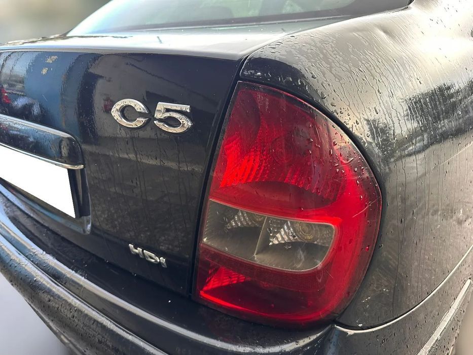 Citroën C5 2.0 HDI de 2004 para peças