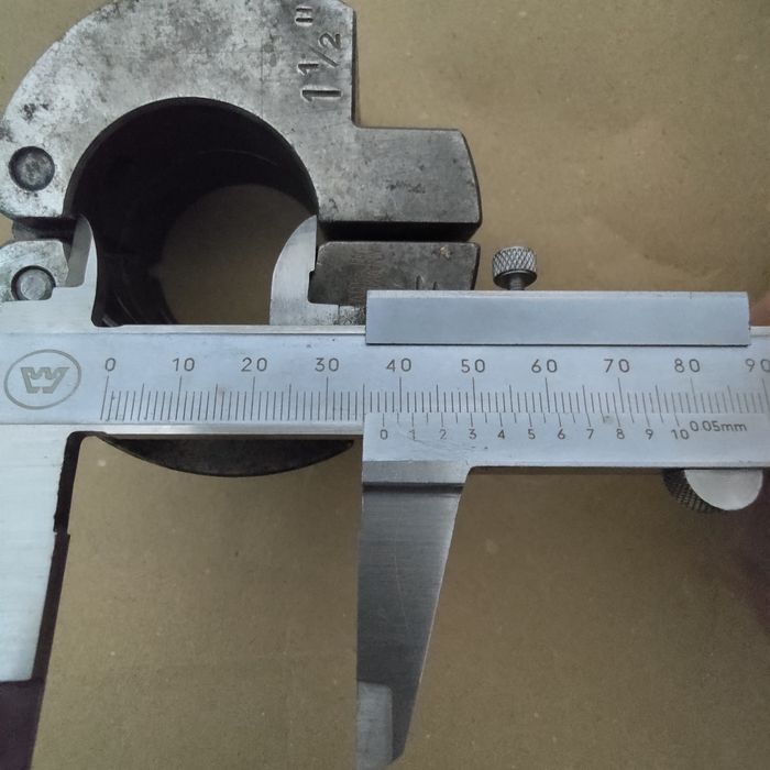 Obejma do cięcia rur baka 1 1/2" cala