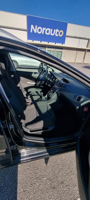 Carro Peugeot 308 SW
