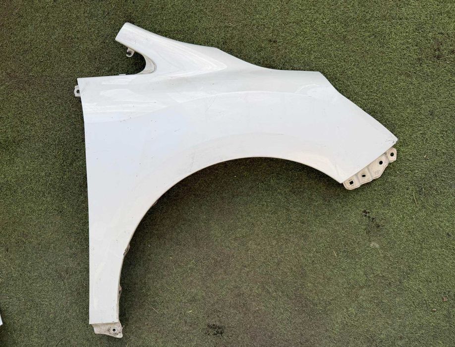 Крило праве Toyota verso 2013-17рр