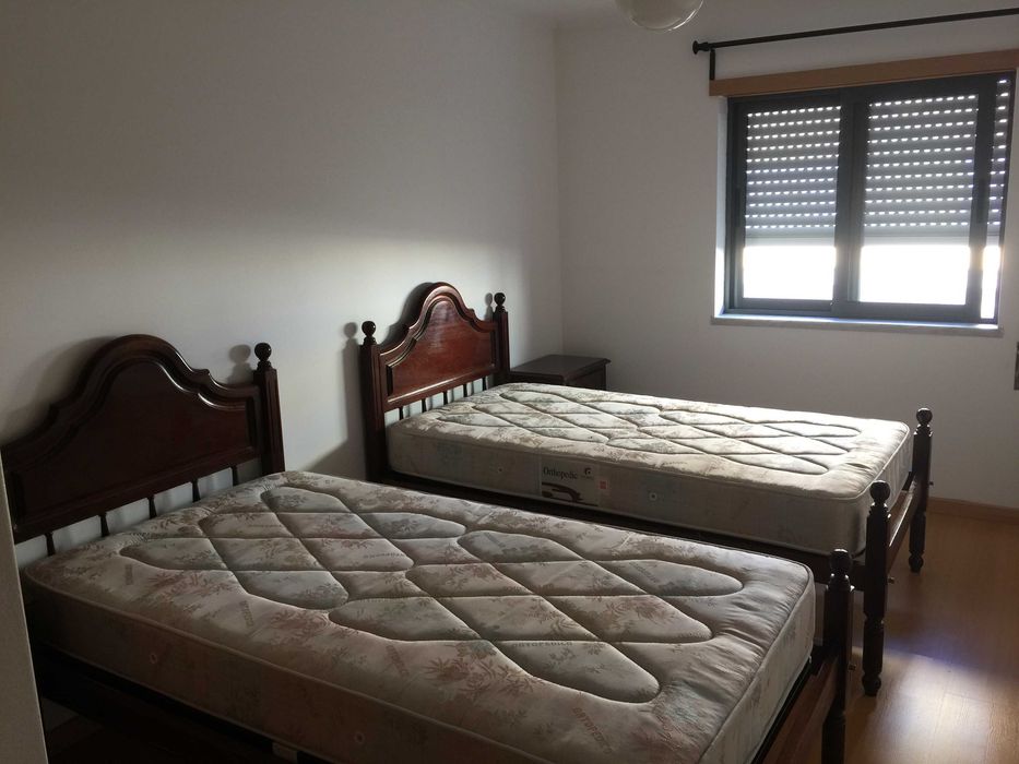 Arrenda-se Apartamento T2 Centro de Mafra c/ Novo