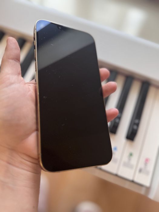 Продам Apple iPhone 13 Pro Max Gold 128Gb