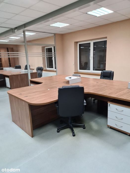 Biura hale place manewrowe parkingi samochodowe