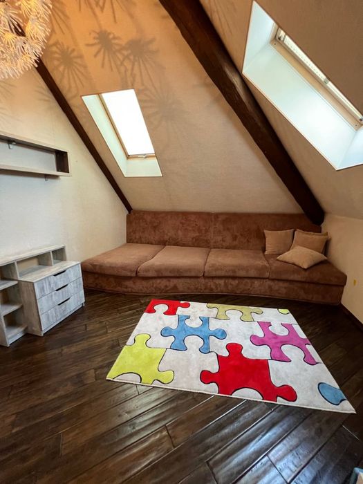 Без% Оренда 3-к. Пр-т Голосіївський, 27. 110м2. М. Деміївська