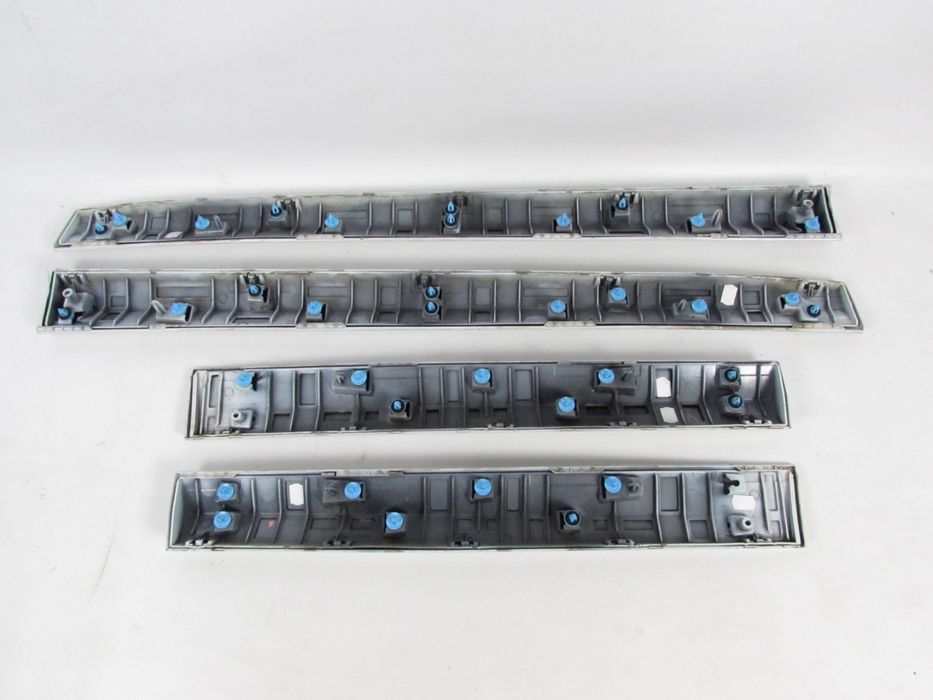 Conjunto De Rodapés Bmw X1 Ref: 51138060271