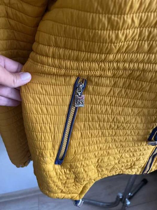 Kurtka damska parka z kapturem roz M