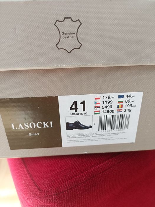 Buty Lasocki garniturowe  rozm.41