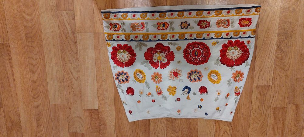 Topshop spódnica wyszywana, kwiaty, etno, bawełna