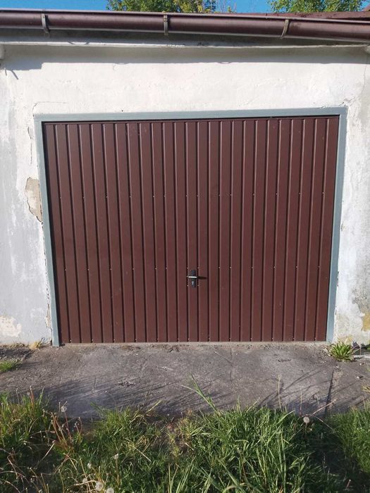 Sprzedam garaż murowany