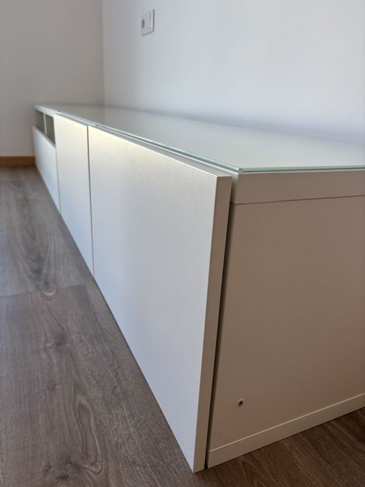 Móvel TV (240cm)