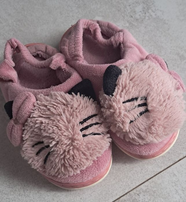 Kapcie kapciuszki ciepłe 24/25