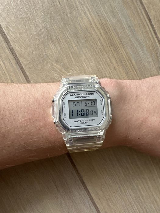 Zegarek meski transparentny