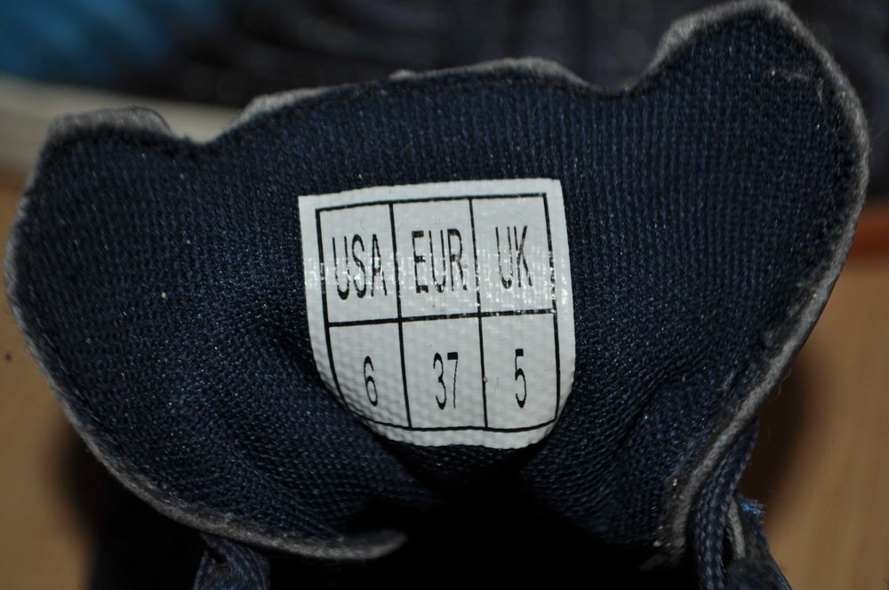 Buty młodzieżowe sportowe, halowe rozm.37