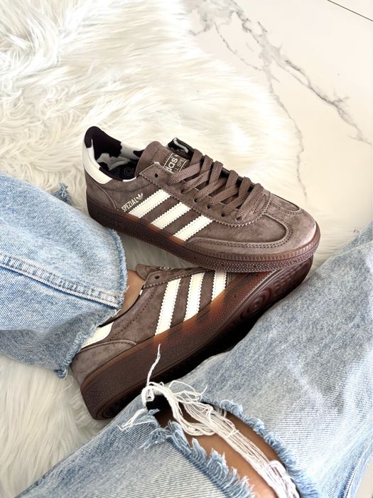 Жіночі кросівки Adidas Handball Spezial