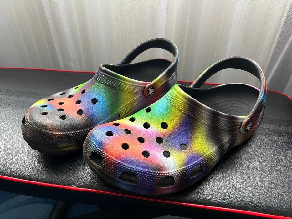 ПРОДАЮ: Чоловічі Крокси - Crocs Classic 12 (Чорні з різнобарвним) 45-46 розмір, Оригінал