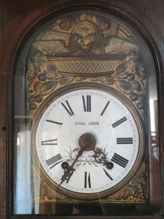 Relógio de pêndulo, pé alto, antigo, revisão feita, a funcionar bem