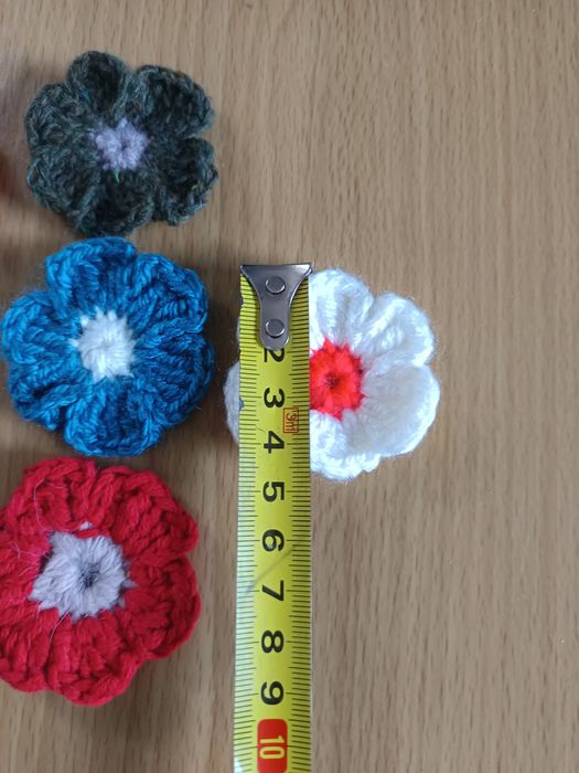 Kwiatki naszywki 10szt handmade 3d