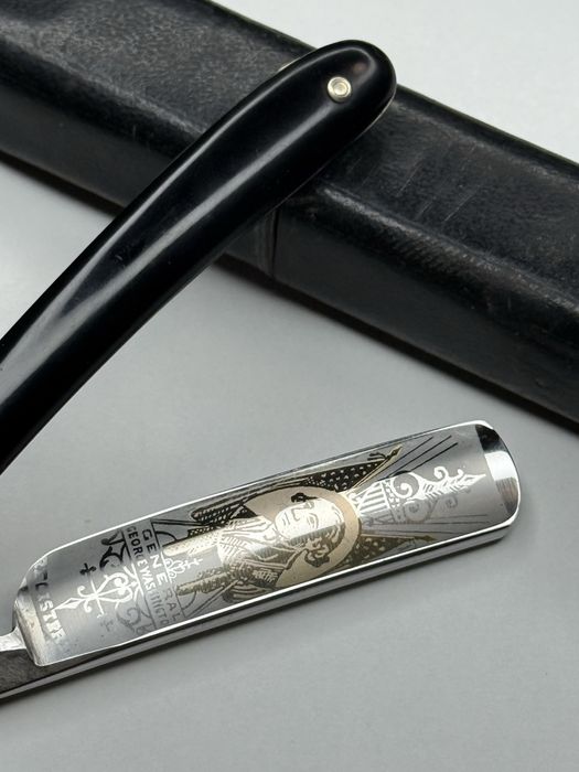 Опасная небезпечна бритва