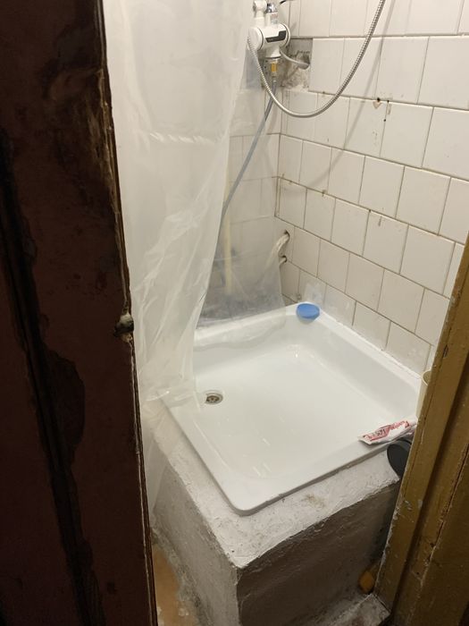 Кімната в комуналці на 44 кварталі, не кутова, з ремонтом, 2 поверх