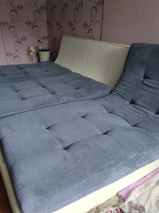 Продам диван кутовий